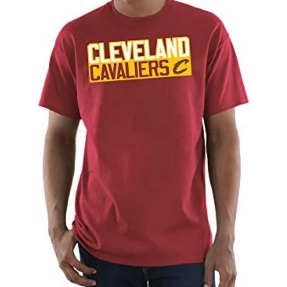 Majestic Cleveland Cavalier Lebron James 23 Men's Tee in Size Large